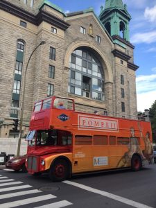 Buses turisticos como transporte en Montreal